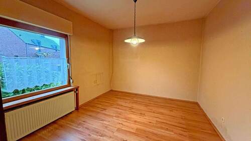 Wohnzimmer/Esszimmer - Doppelhaushälfte mit 115,00 m&sup2; in Alpen zum Kaufen