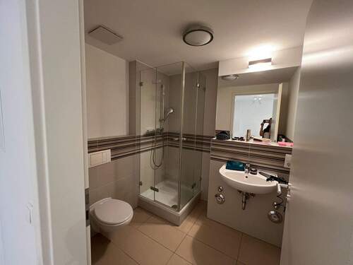 Badezimmer - Etagenwohnung mit 34,00 m&sup2; in Nürnberg zur Miete