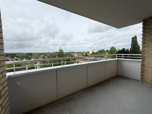 sonniger Balkon - 