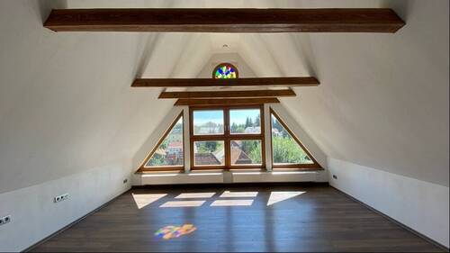 Dachgeschoss - Traumhaus - Traumgrundstück - Traumlage