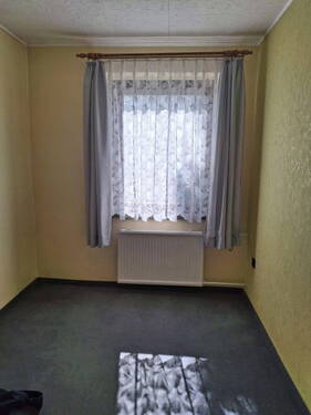 Zimmer 2 - 