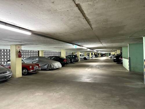 Tiefgarage - 