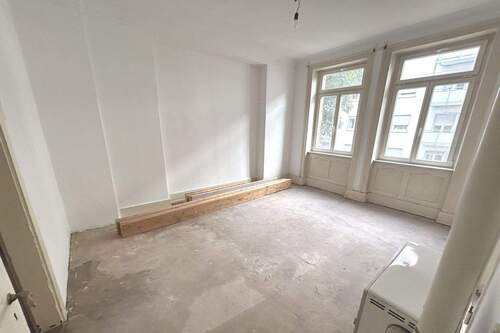 Zimmer - 3 Zimmer Etagenwohnung zum Kaufen in Stuttgart