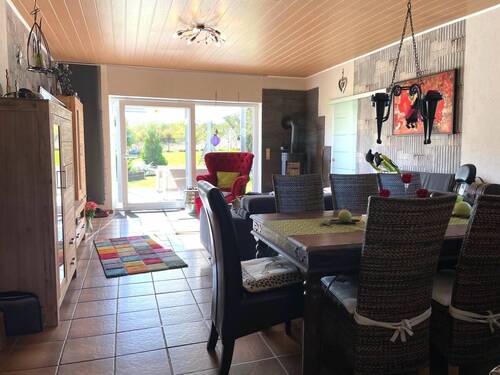 großzügiger Wohn-/Essbereich - 