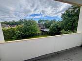 Balkon - Etagenwohnung mit 50,90 m&sup2; in Wittmund zur Miete