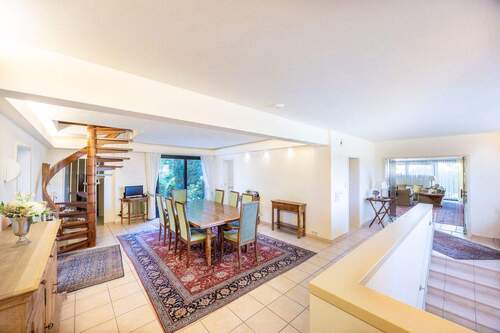 OG - Essbereich - 1 Zimmer Mehrfamilienhaus, Wohnhaus in Bietigheim-Bissingen