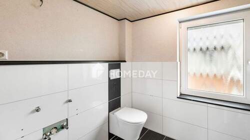 1. OG Badezimmer 1 - 