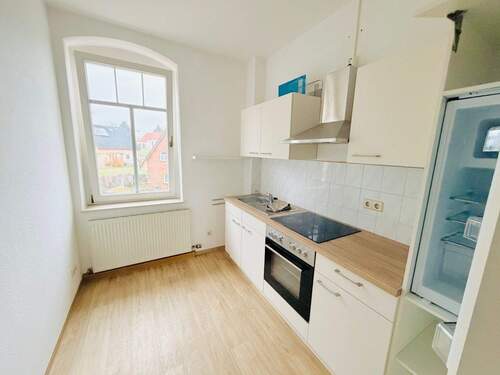 Küche mit Einbauküche - 