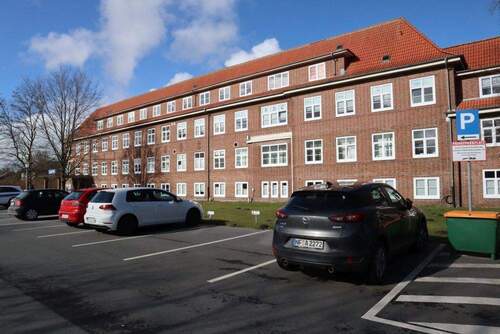 Außenansicht - NIEBÜLL, 4 ZIMMER DACHGESCHOSSWOHNUNG MIT SCHÖNEM WEITBLICK