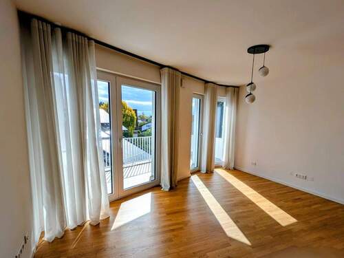 Wohnzimmer - Etagenwohnung mit 97,00 m² in Wolfratshausen zum Kaufen