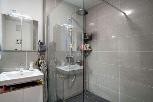 Dusche mit WC - 