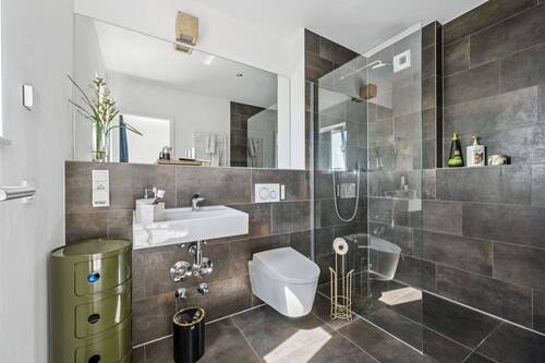 Tageslichtbad mit Dusche - 