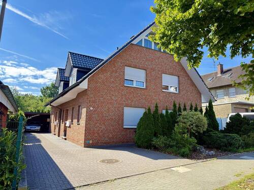 Hausansicht - Familienfreundliche Doppelhaushälfte in begehrter Lage in Löhne!