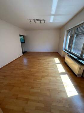 IMG_0774.JPG - Mehrfamilienhaus, Wohnhaus mit 65,00 m&sup2; in Gillenfeld zur Miete