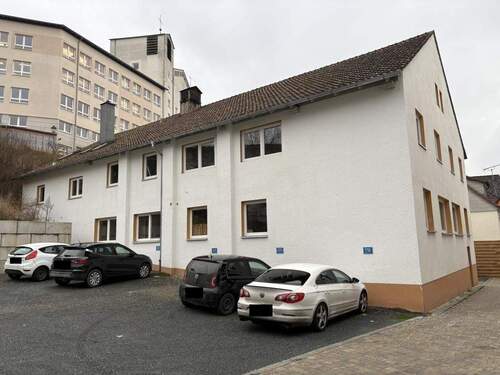 Gebäudeansicht - 1 Zimmer Mehrfamilienhaus, Wohnhaus zum Kaufen in Burgkunstadt