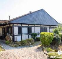 BERK Immobilien - Ferienhaus mit Wintergarten & tollem Ausblick - Walldürn / Reinhardsachsen