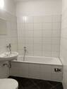 Musterbild Badezimmer - 4 Zimmer Etagenwohnung in Erfurt