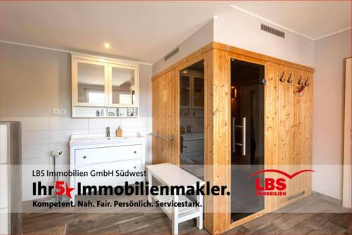Bad mit Sauna OG - 