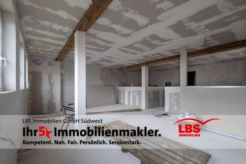 Zusätzliches Gebäude - 