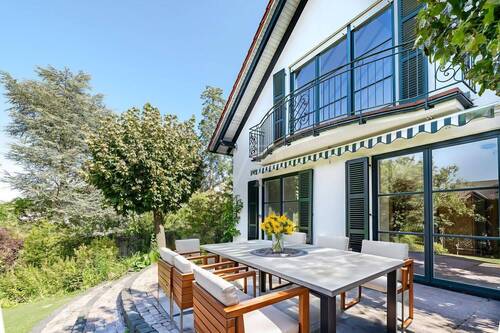 Für gesellige Runden auf der Terrasse - 