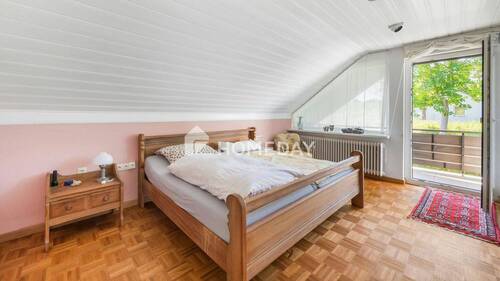 1. OG Elternschlafzimmer 1 - 
