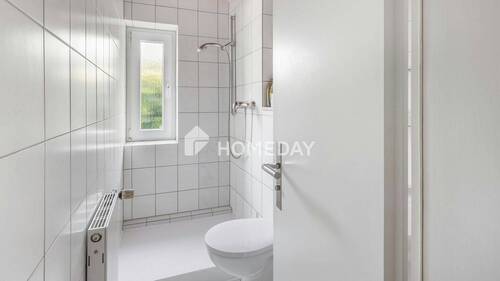 KG Badezimmer 2 - 