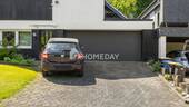 Garage - 5 Zimmer Einfamilienhaus zum Kaufen in Essen