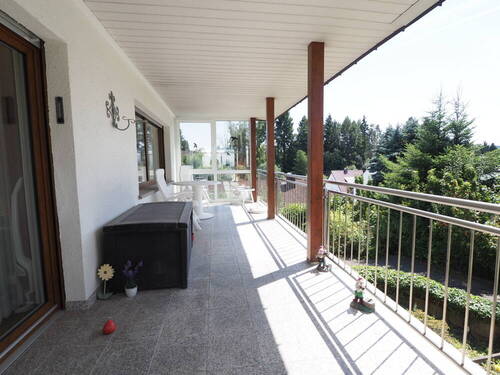 überdachte Terrasse - 