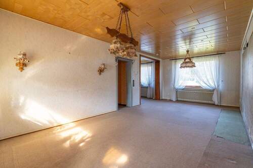 Erdgeschoss - Das Wohnzimmer mit angrenzendem Essz - 