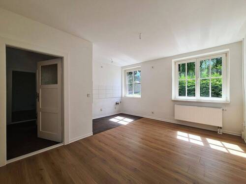 Wohnzimmer - moderne, ruhig gelegene 2 Zimmerwohnung nahe der Innenstadt im bequemen Hochparterre