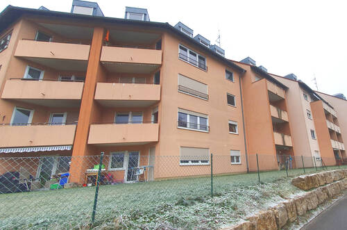 Euerbacherstr 12 Rückansicht.jpg - 3 Zimmer Etagenwohnung zur Miete in Schweinfurt