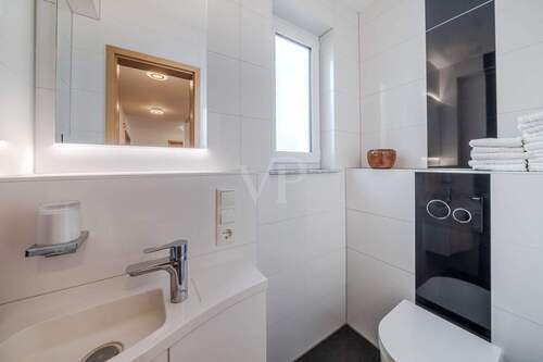 Gäste-WC im Erdgeschoss - 