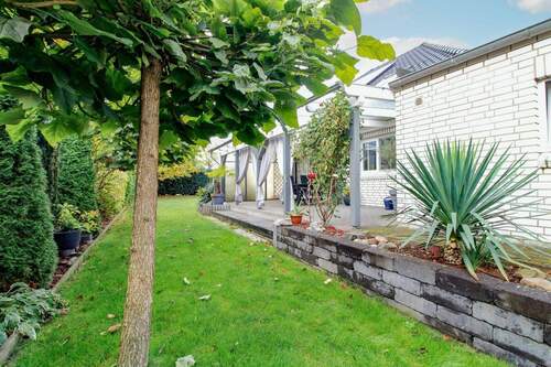 Rückansicht - 7 Zimmer Einfamilienhaus zum Kaufen in Walsrode