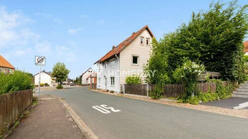 Außenansicht 1 - 6 Zimmer Einfamilienhaus zum Kaufen in Alfeld (Leine)