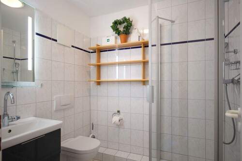Duschbadezimmer - 