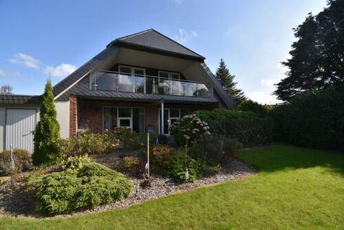 Bild 1 - Großes, familienfreundliches Haus in Sackgassenlage in Schleswig