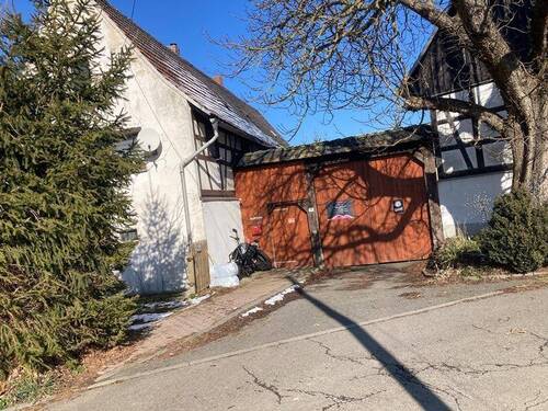 Zugang - Wohnhaus mit Nebengelass in der Nähe von Crimmitschau