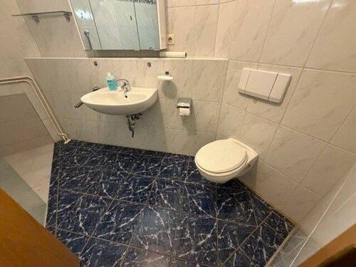WC - 
