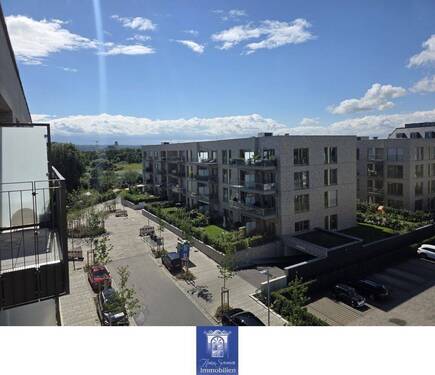 Balkonblick - Wunderschöne moderne Familienwohnung mit großem Balkon!