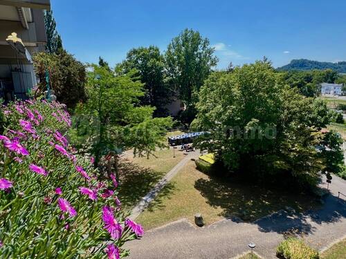 Ausssicht Balkon - *RESERVIERT*3-Zimmer-Wohnung in der Singener Südstadt mit Westbalkon und Garage - Hochhaus Romulus