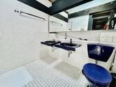 Bad mit Dusche - 