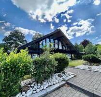 Charmantes Einfamilienhaus (HUF HAUS) mit Doppelgarage, Außenpool und Keller in ruhiger Wohnlage! - Odenthal Scheuren