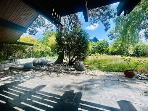 Gartenbereich mit Pool - 7 Zimmer Einfamilienhaus in Odenthal