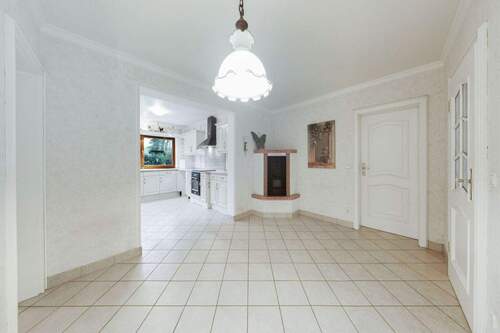 Essbereich - Einfamilienhaus mit 252,00 m&sup2; in Niederkassel zum Kaufen