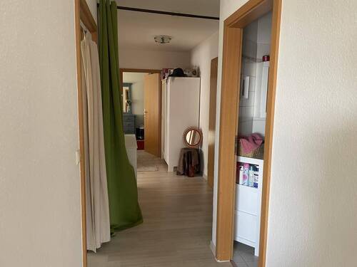 Flur - 3 Zimmer Etagenwohnung in Bad Lobenstein