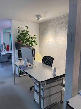 Schreibtischplatz 1 - Coworking-Arbeitsplatz im Herzen von Karlsruhe - All-in-Miete