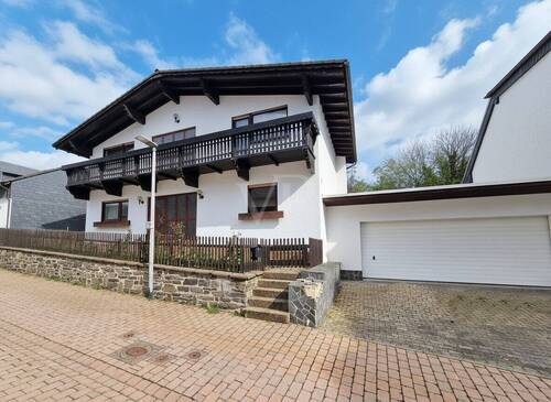 Geräumiges Einfamilienhaus - 