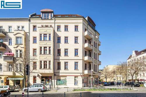 Straßenansicht Samariterstraße - 3 Zimmer Etagenwohnung zum Kaufen in Berlin