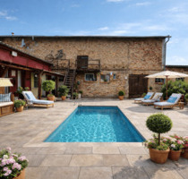Melkerhaus - Individualisten Hot Spot mit Pool - Teich - Hühnerhaus und mega Scheune - Märkisch Linden Kränzlin