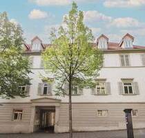 Charmante 2-Zi-Wohnung im denkmalgeschützten Stadthaus mitten im kulturellen Herzen von Ludwigsburg